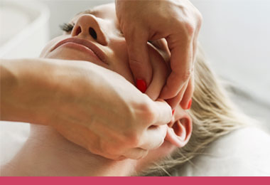 Dehcos bindweefselmassage voor huidversteviging en -verbetering